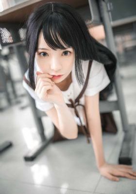 九九热这里精品视频_JVID性感写真